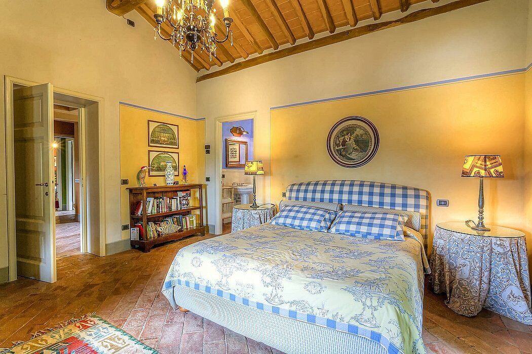 Photo of Bedroom in Badia Cantignano
