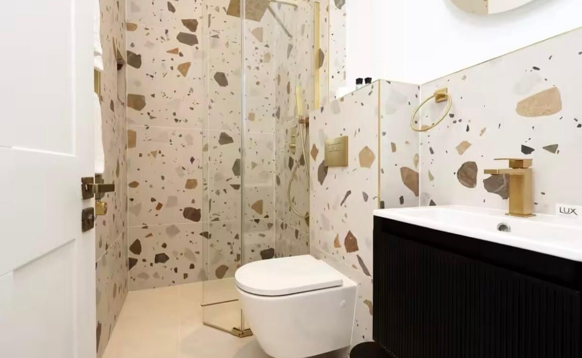Photo of Bathroom in Saint Paul's