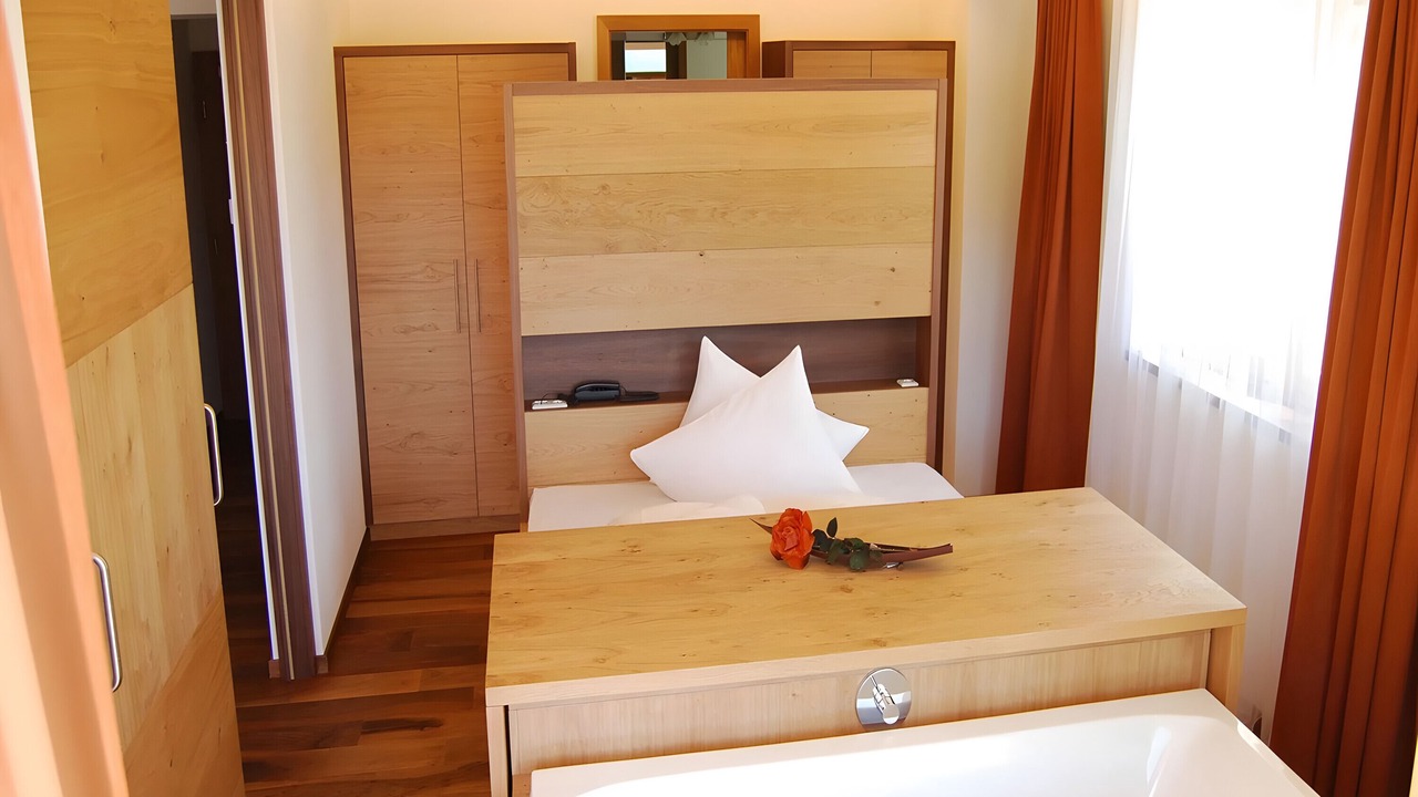 Photo of Bedroom in Burgusio