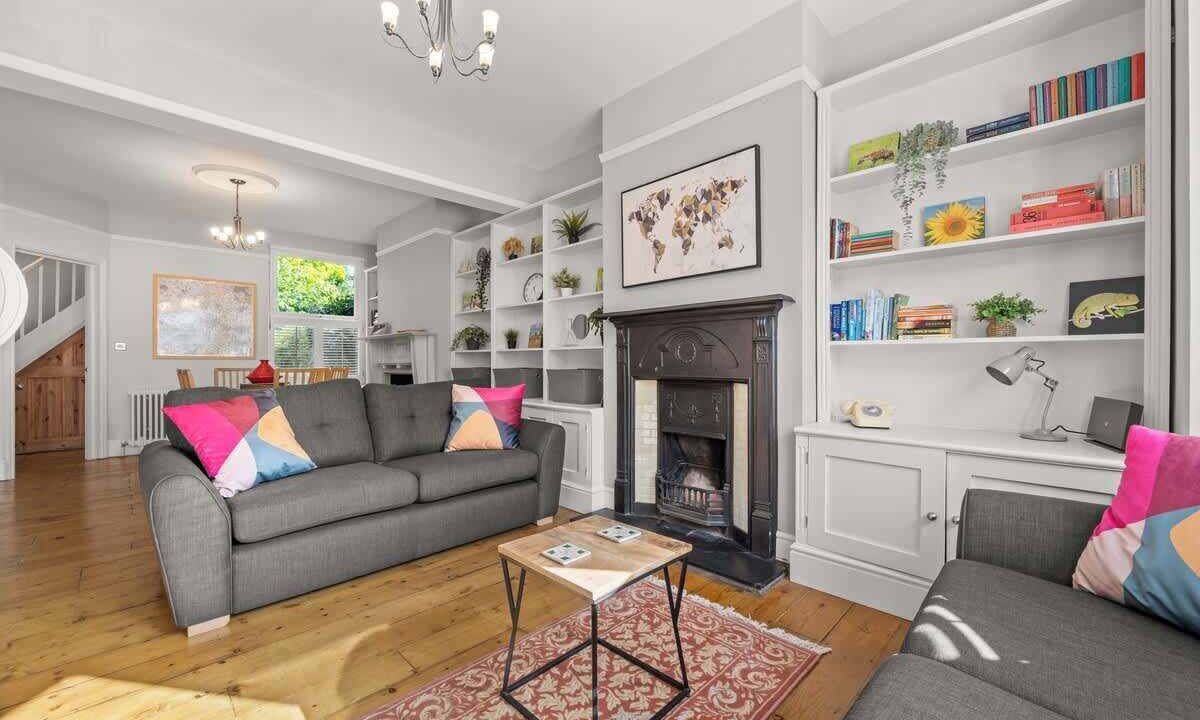 Photo of Livingroom in Reading City Centre