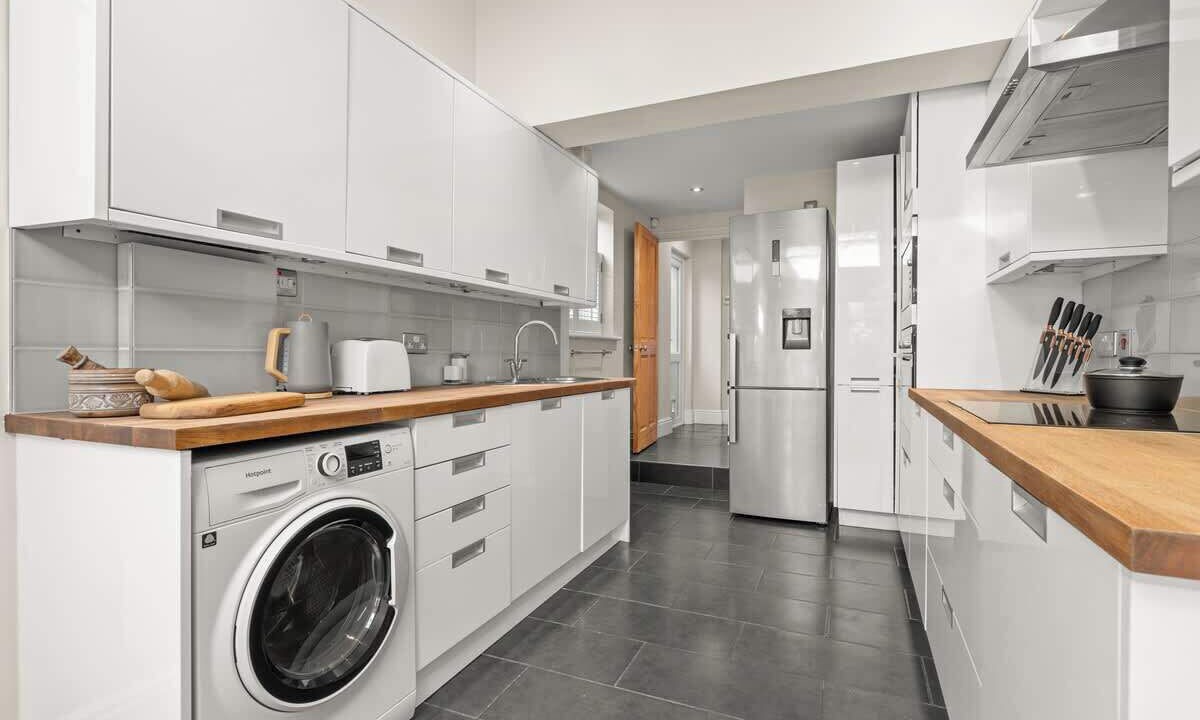 Photo of Kitchen in Reading City Centre
