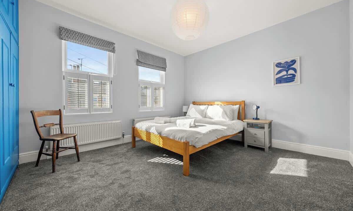 Photo of Bedroom in Reading City Centre