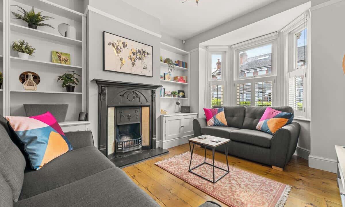 Photo of Livingroom in Reading City Centre