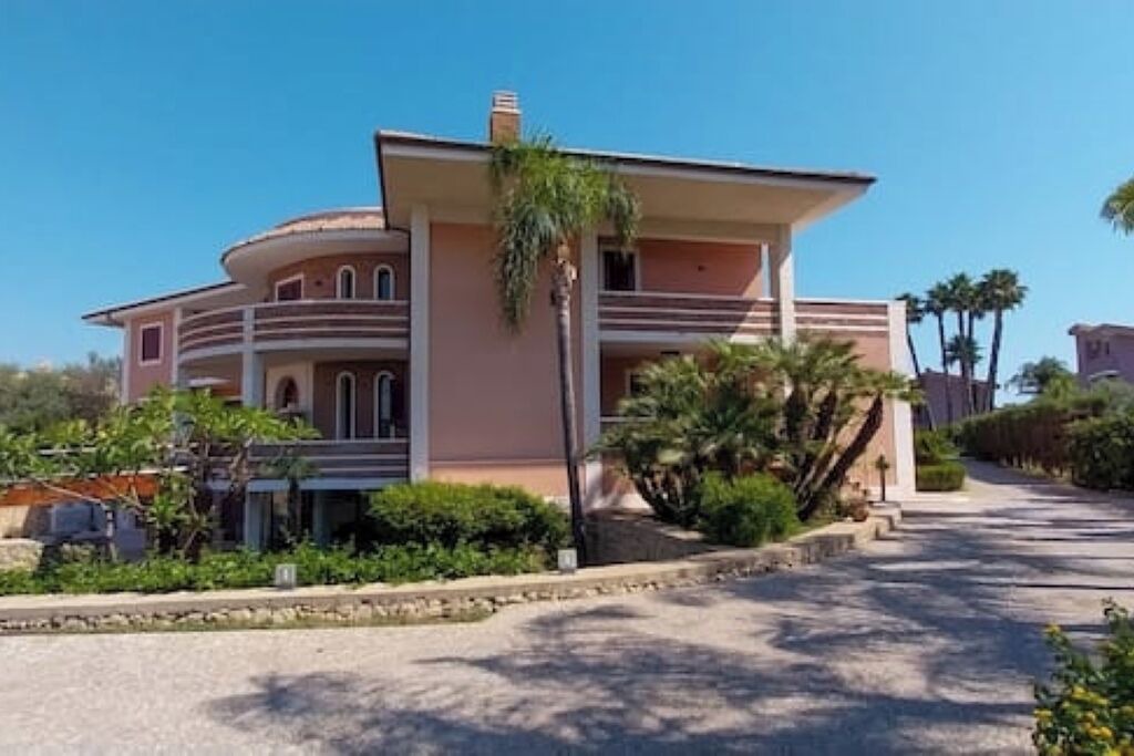 Photo of Outdoor in Epipoli