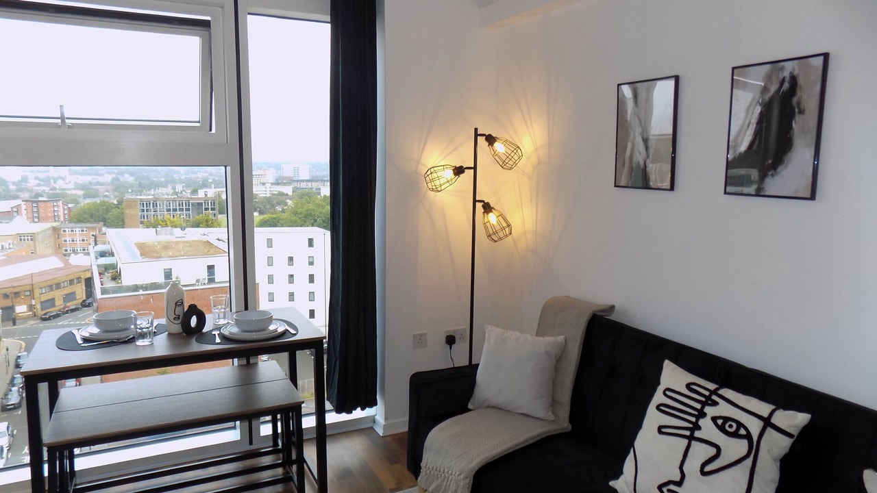 Photo of Bedroom in Birmingham City Centre