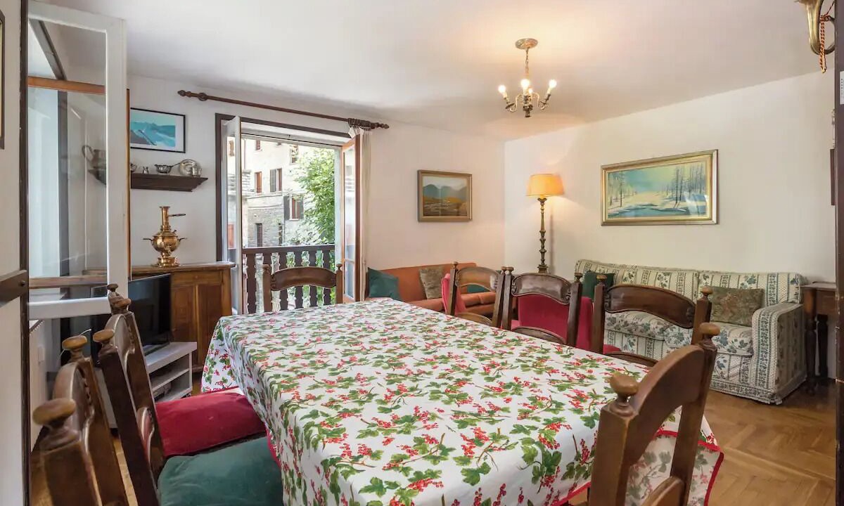 Photo of Livingroom in Courmayeur