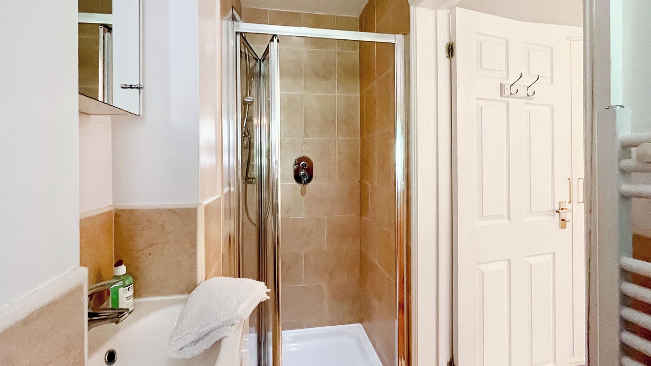 Photo of Bathroom in Compton Martin