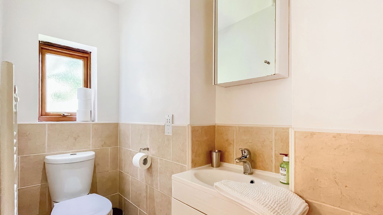 Photo of Bathroom in Compton Martin