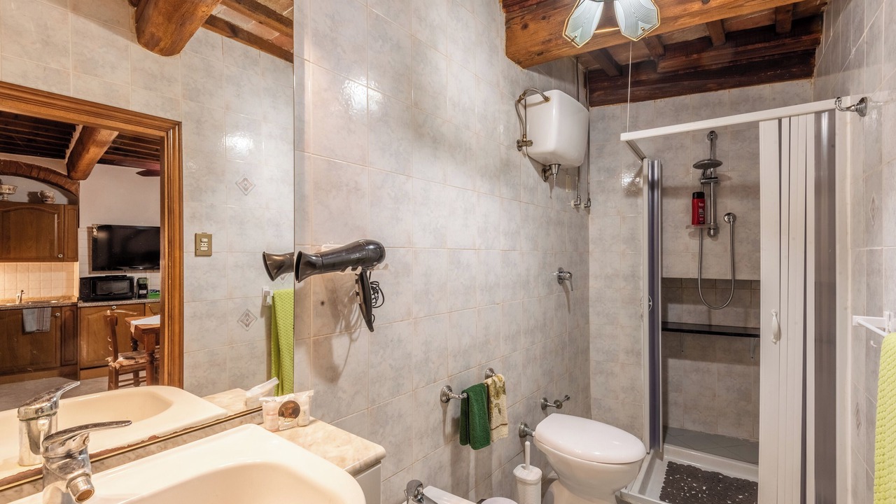 Photo of Bathroom in Pari