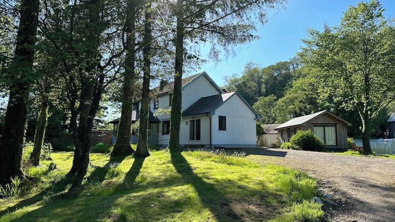 Photo of Others in West Laroch