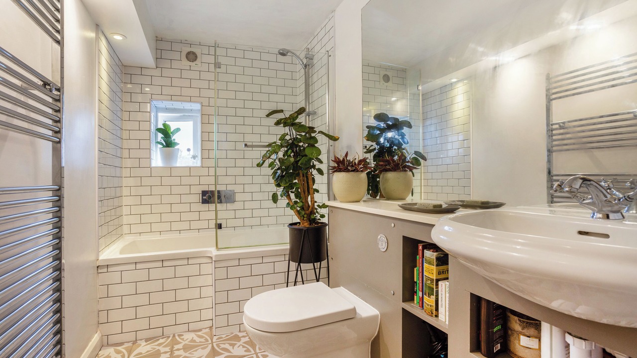 Photo of Bathroom in Wraysbury