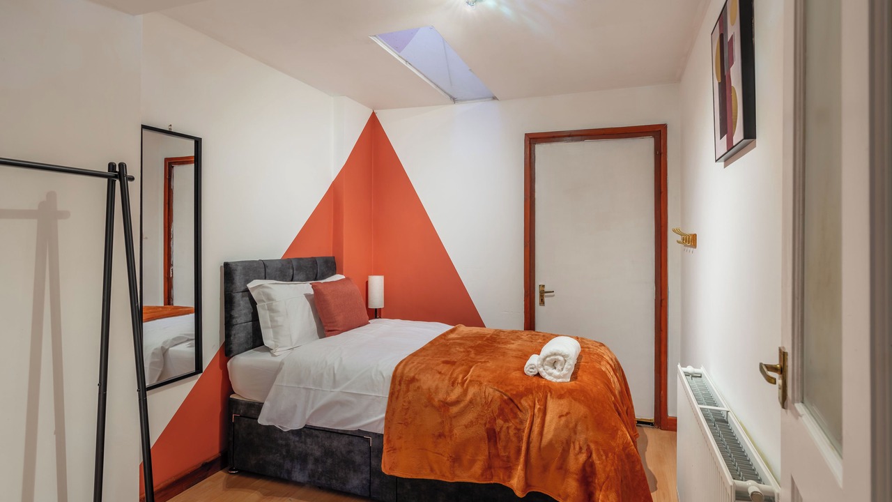 Photo of Bedroom in Middleton Cheney