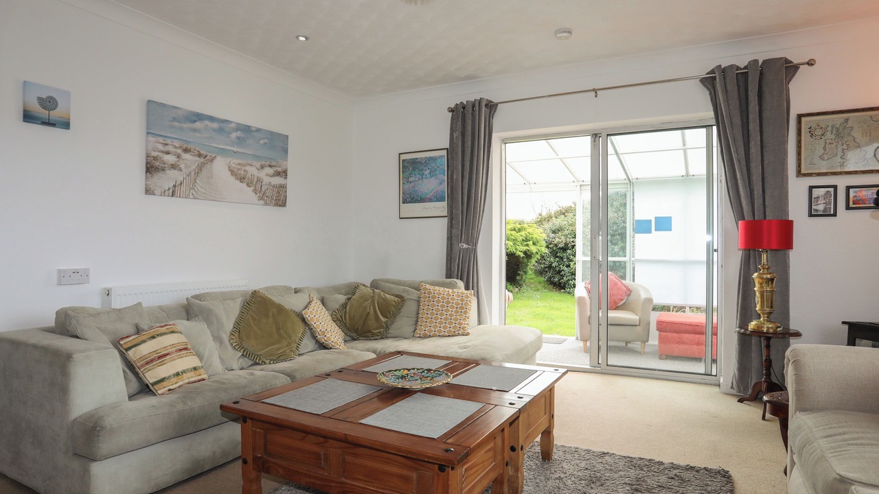 Photo of Livingroom in Caergeiliog