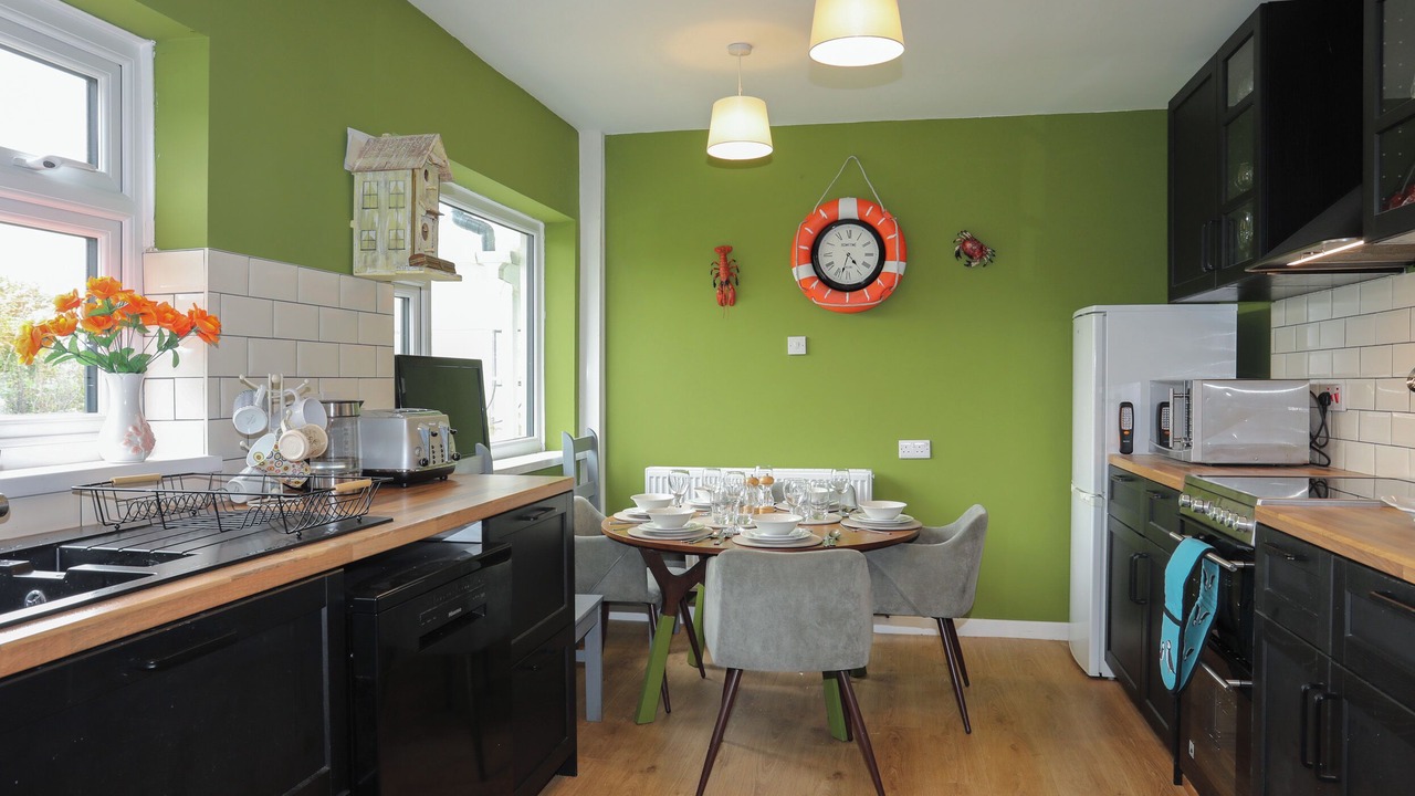 Photo of Kitchen in Caergeiliog
