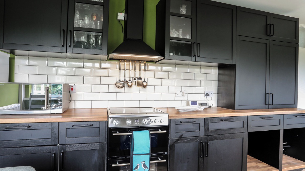 Photo of Kitchen in Caergeiliog
