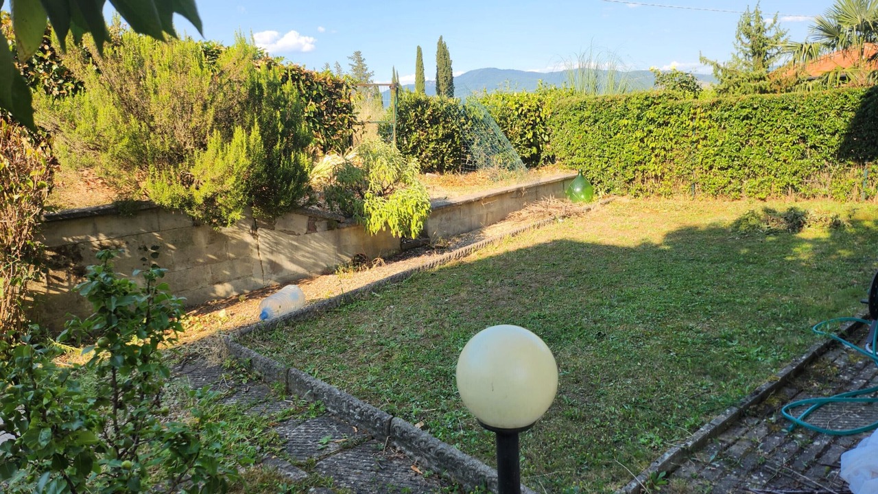 Photo of Outdoor in Porrena