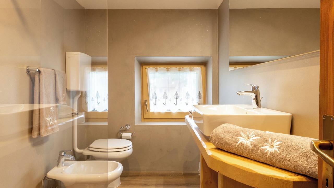 Photo of Bathroom in Isolaccia