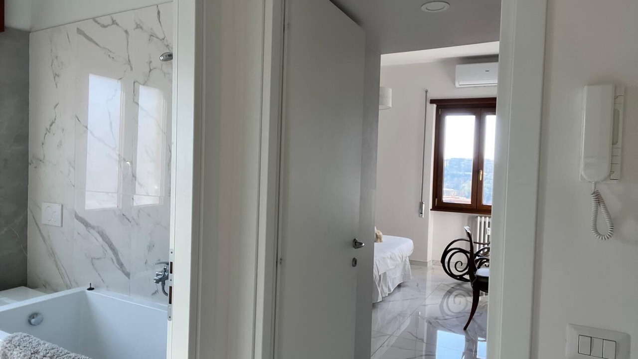 Photo of Bathroom in Trionfale
