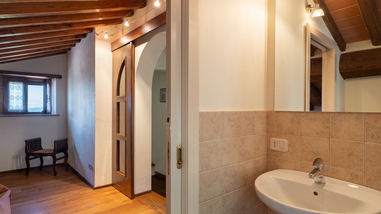 Photo of Bathroom in Castiglion Fiorentino