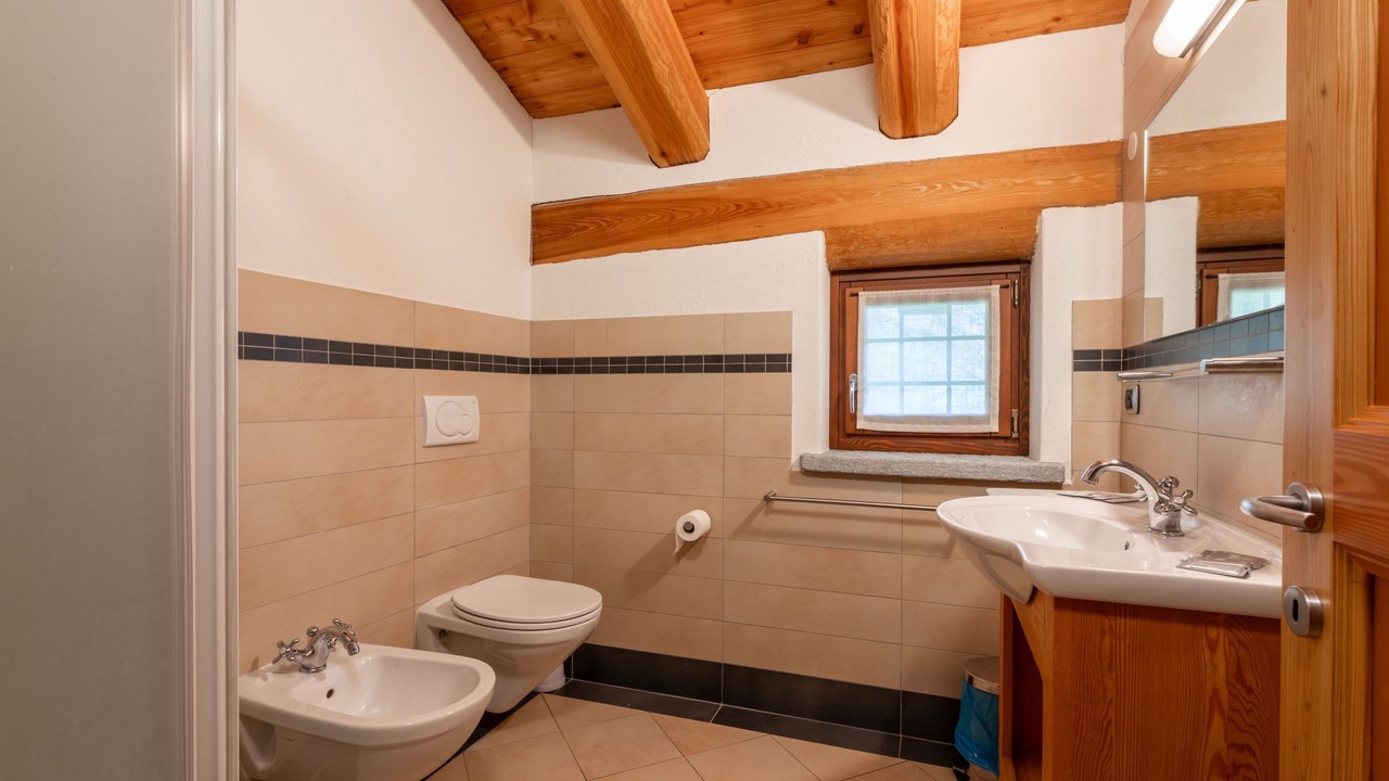 Photo of Bathroom in Sampeyre