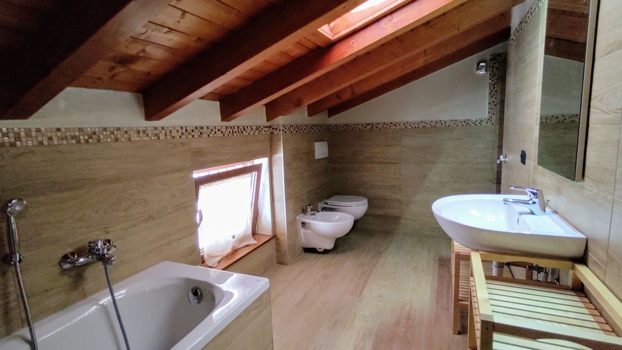 Photo of Bathroom in Aurogna