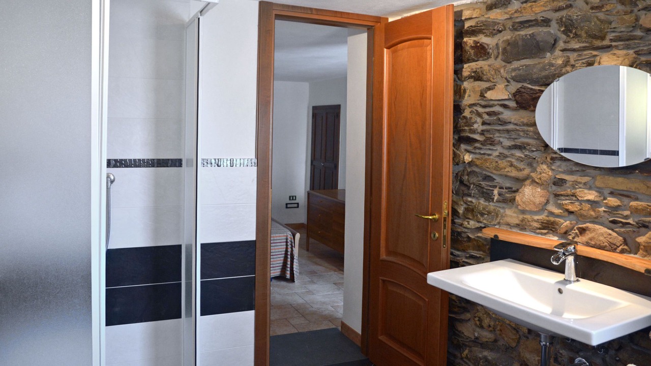Photo of Bathroom in Valloria
