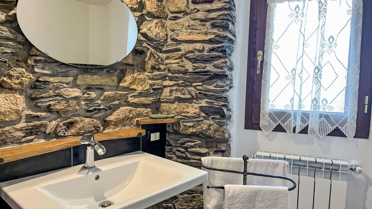 Photo of Bathroom in Valloria