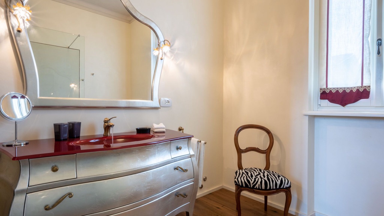 Photo of Bathroom in Costigliole d'Asti