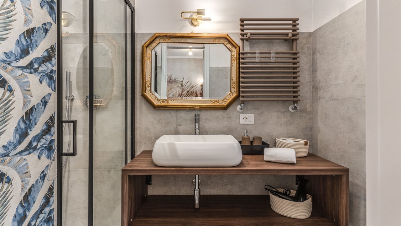 Photo of Bathroom in Esquilino