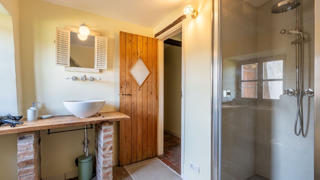 Photo of Bathroom in Somano