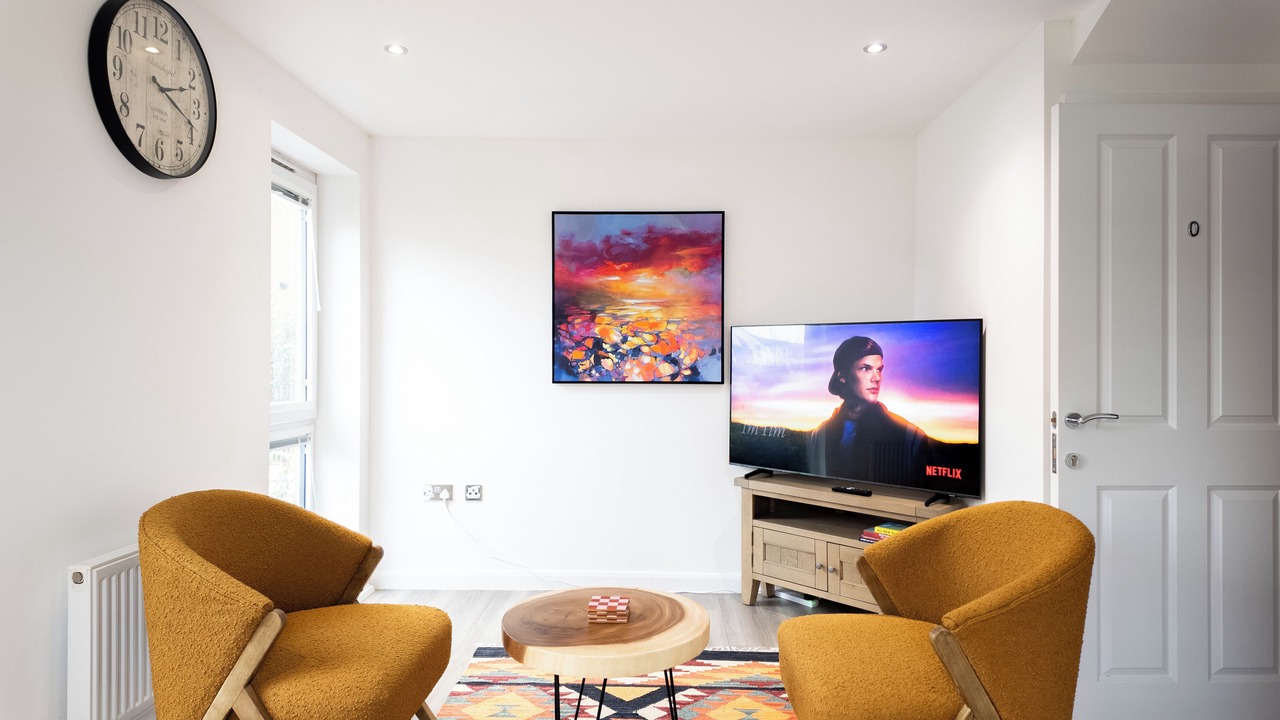 Photo of Livingroom in Newport Pagnell