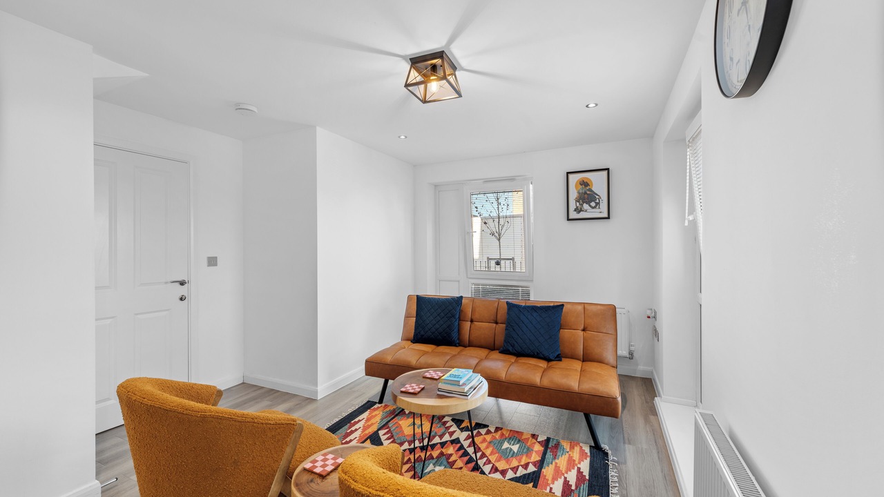 Photo of Livingroom in Newport Pagnell