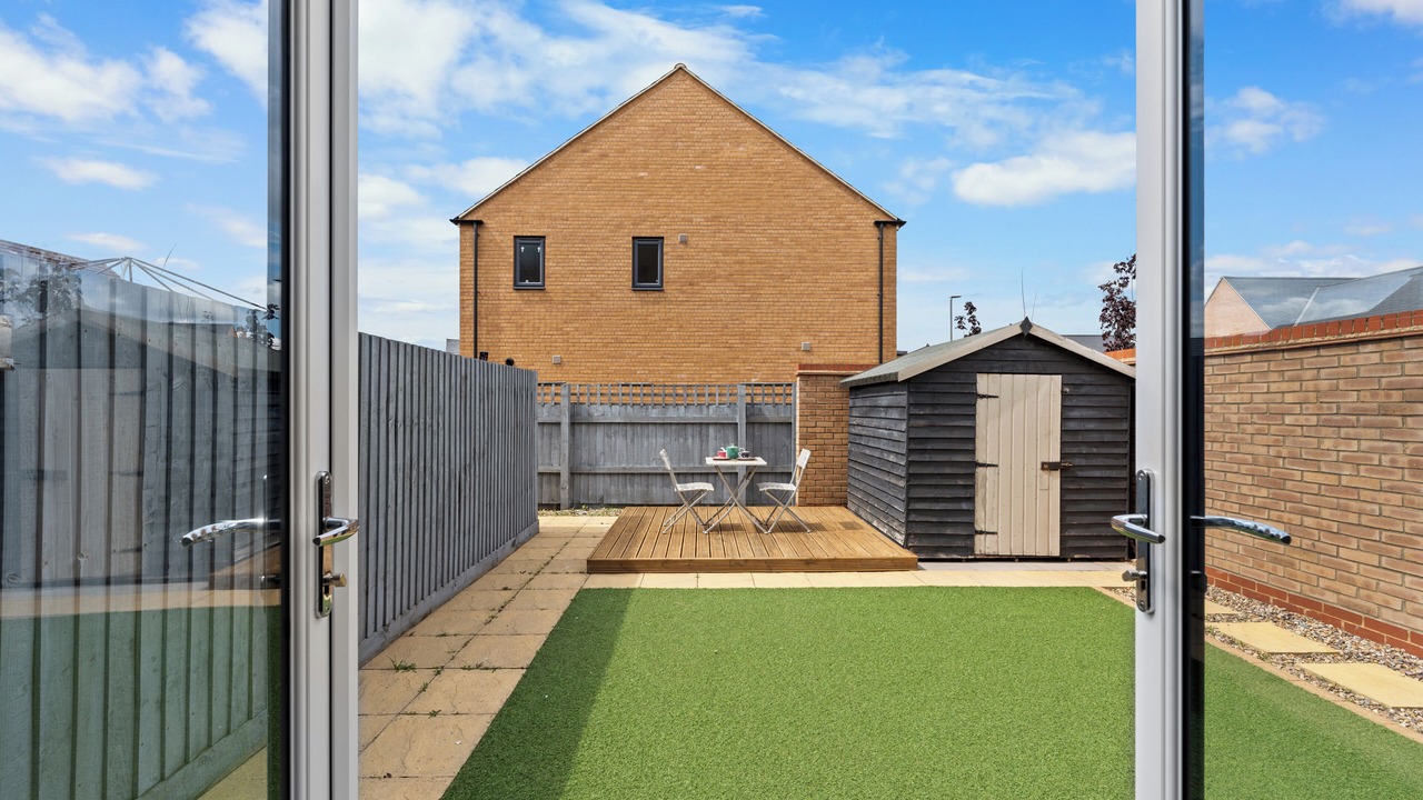 Photo of Patio Balcony in Newport Pagnell