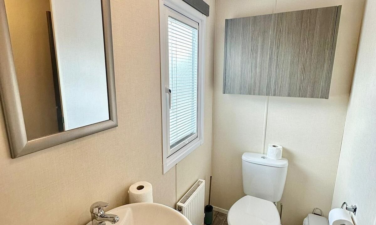 Photo of Bathroom in Ringwood