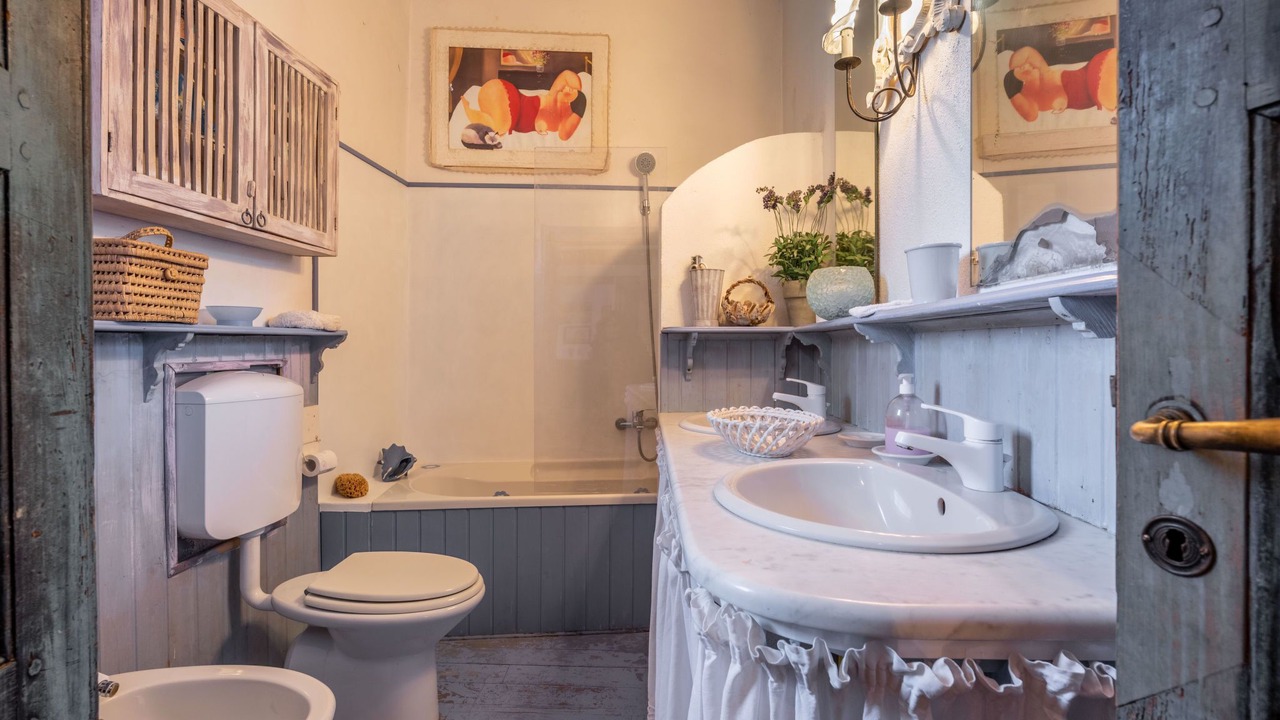 Photo of Bathroom in Moncalieri