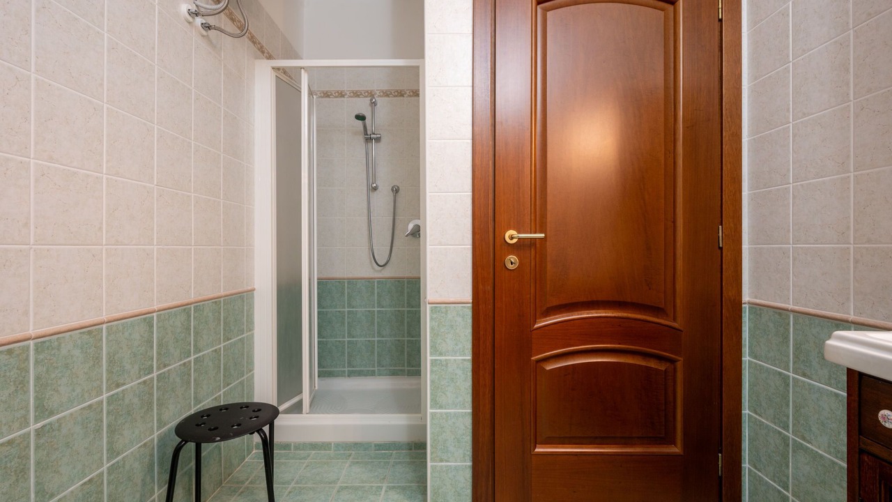 Photo of Bathroom in Barolo
