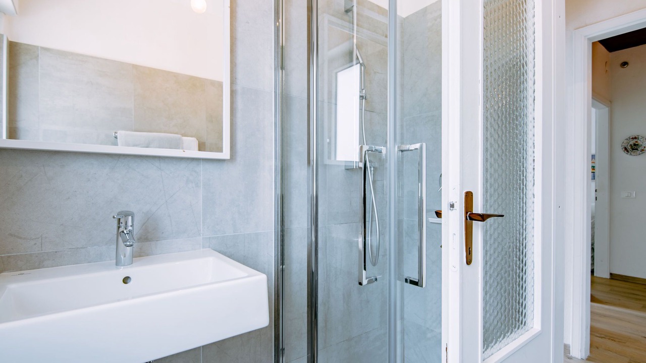 Photo of Bathroom in Calceranica al Lago