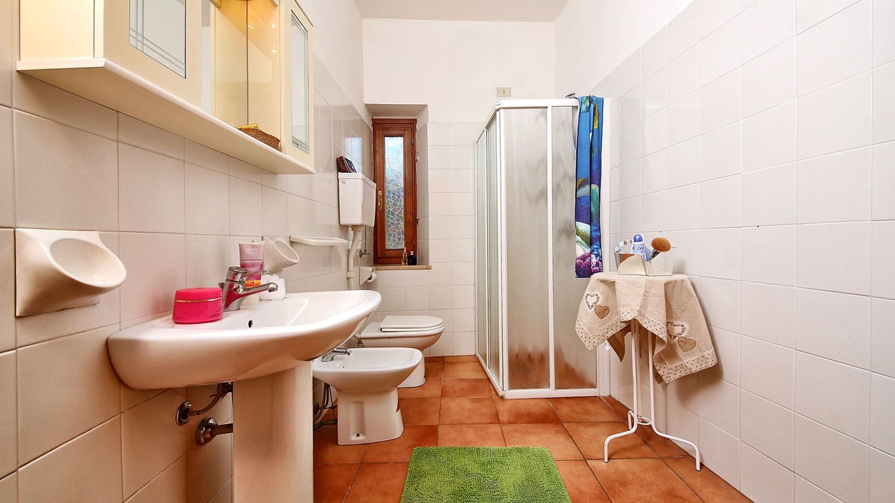Photo of Bathroom in Cunettone