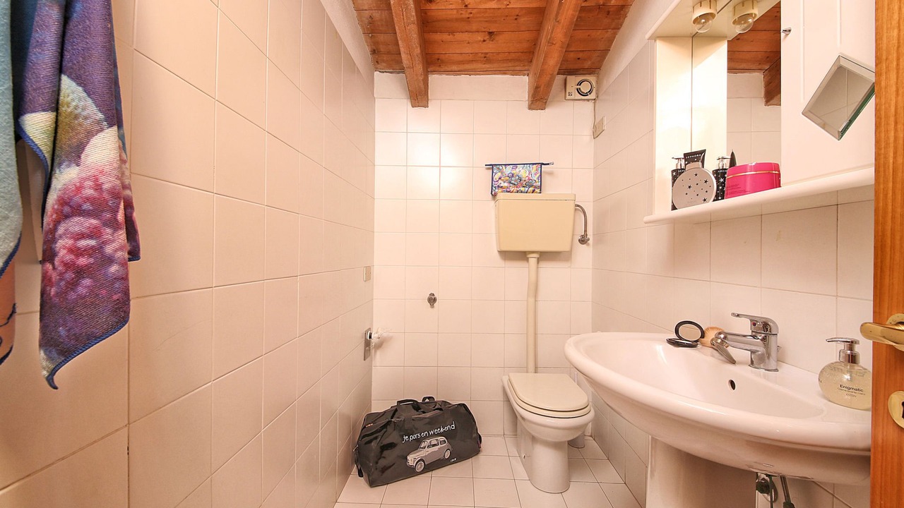 Photo of Bathroom in Cunettone
