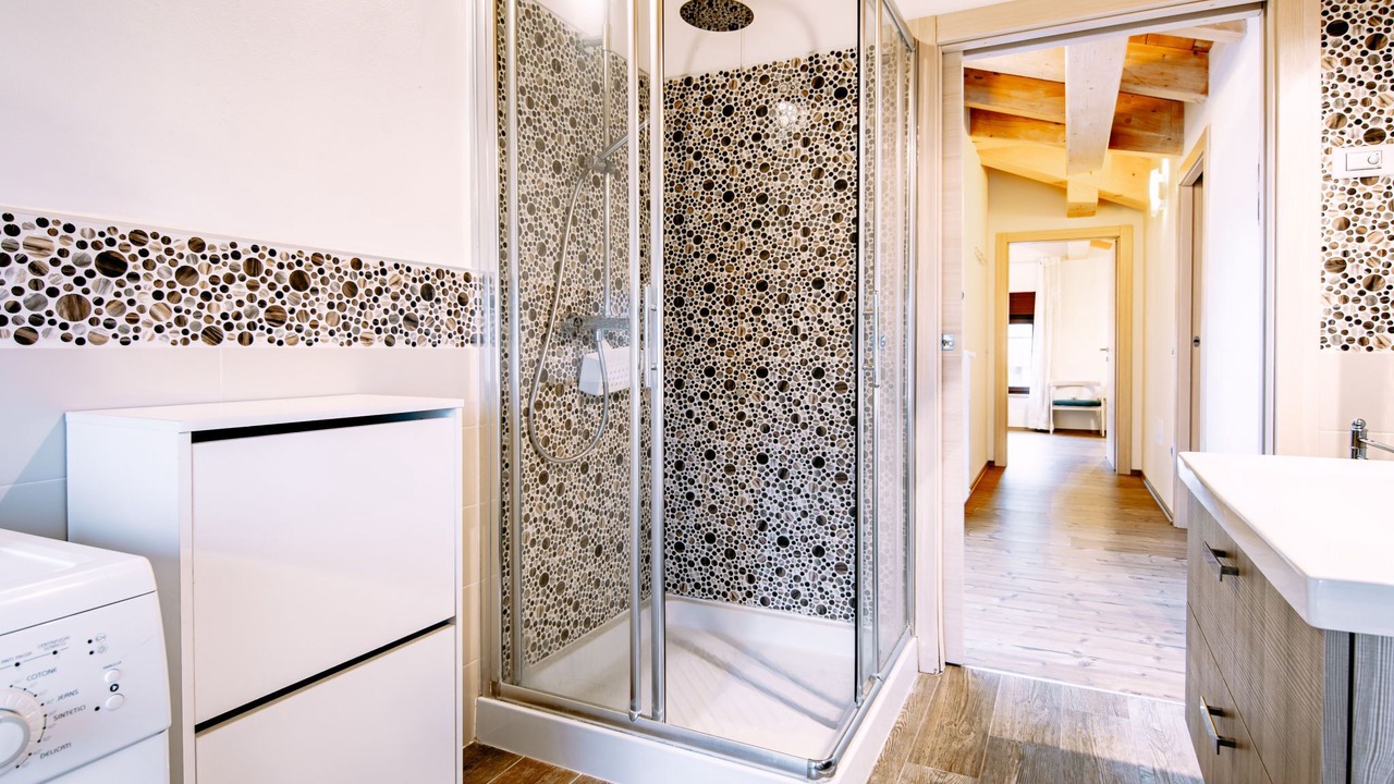 Photo of Bathroom in Calceranica al Lago
