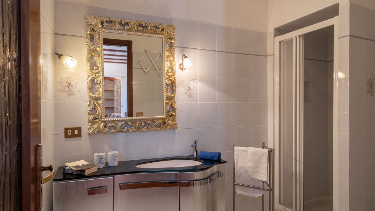 Photo of Bathroom in Valloria