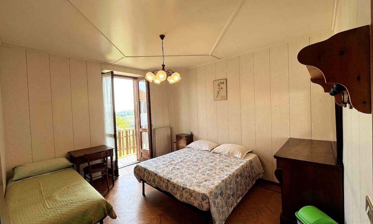 Photo of Bedroom in Montiglio Monferrato