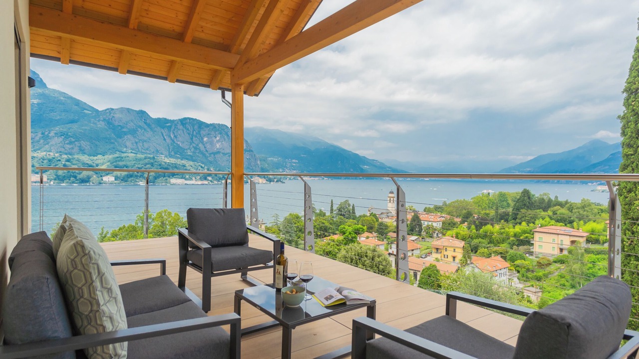 Photo of Patio Balcony in Bellagio