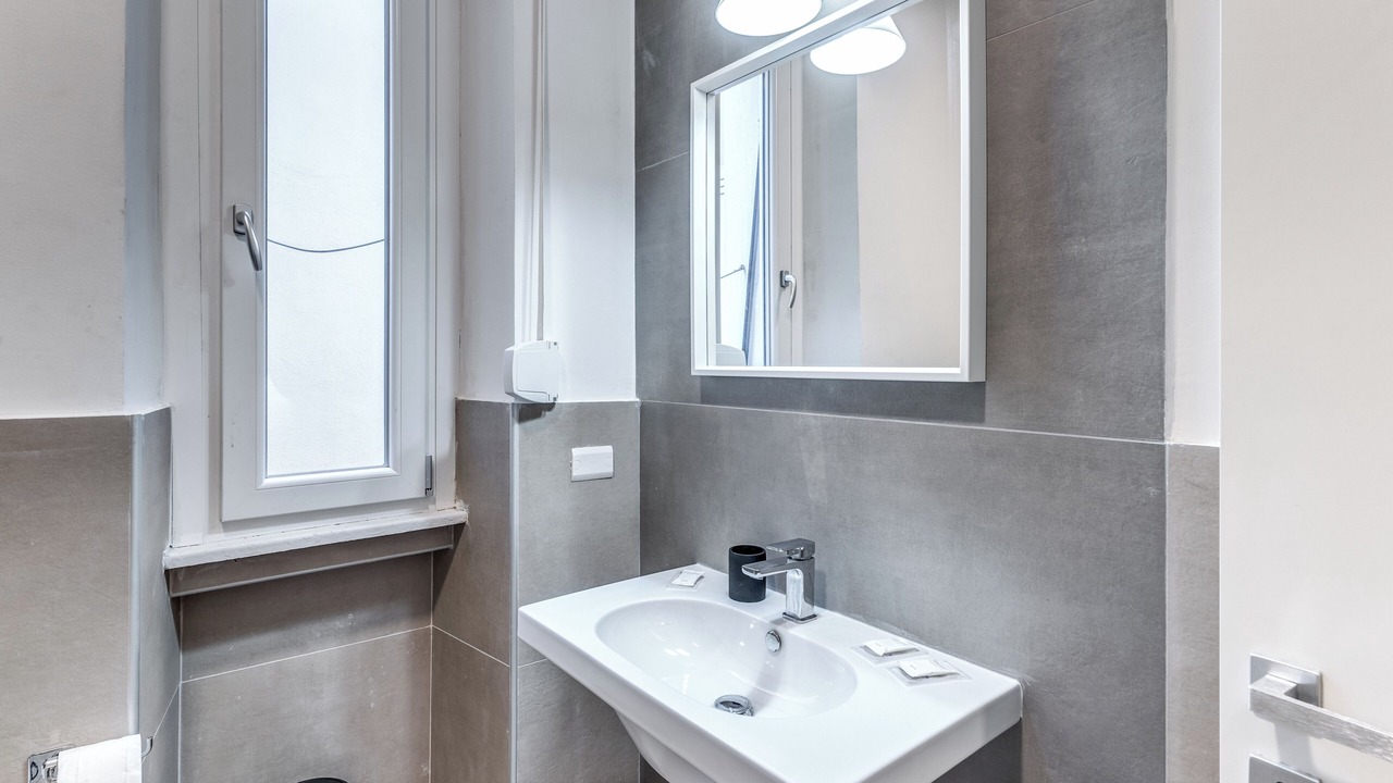 Photo of Bathroom in Aurelio