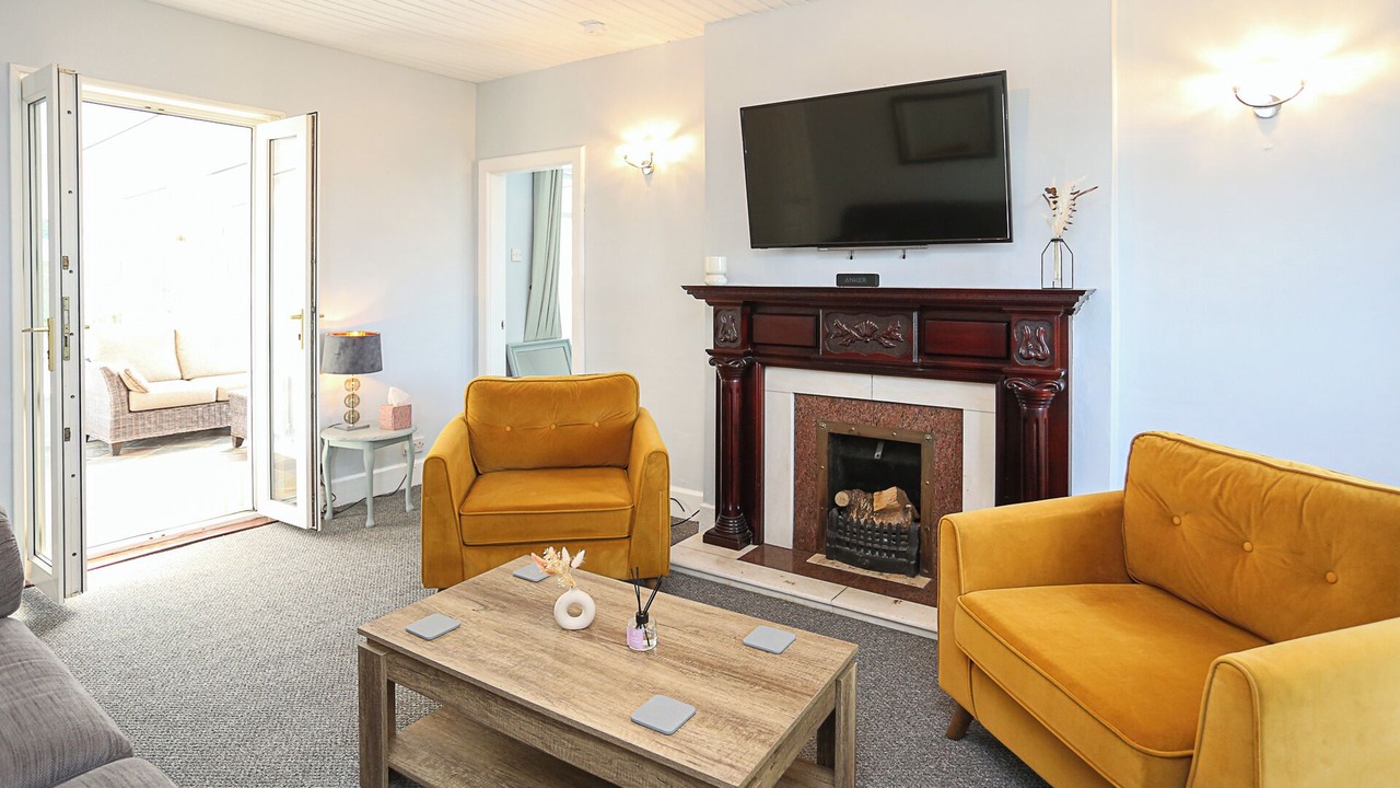 Photo of Livingroom in Hillsborough