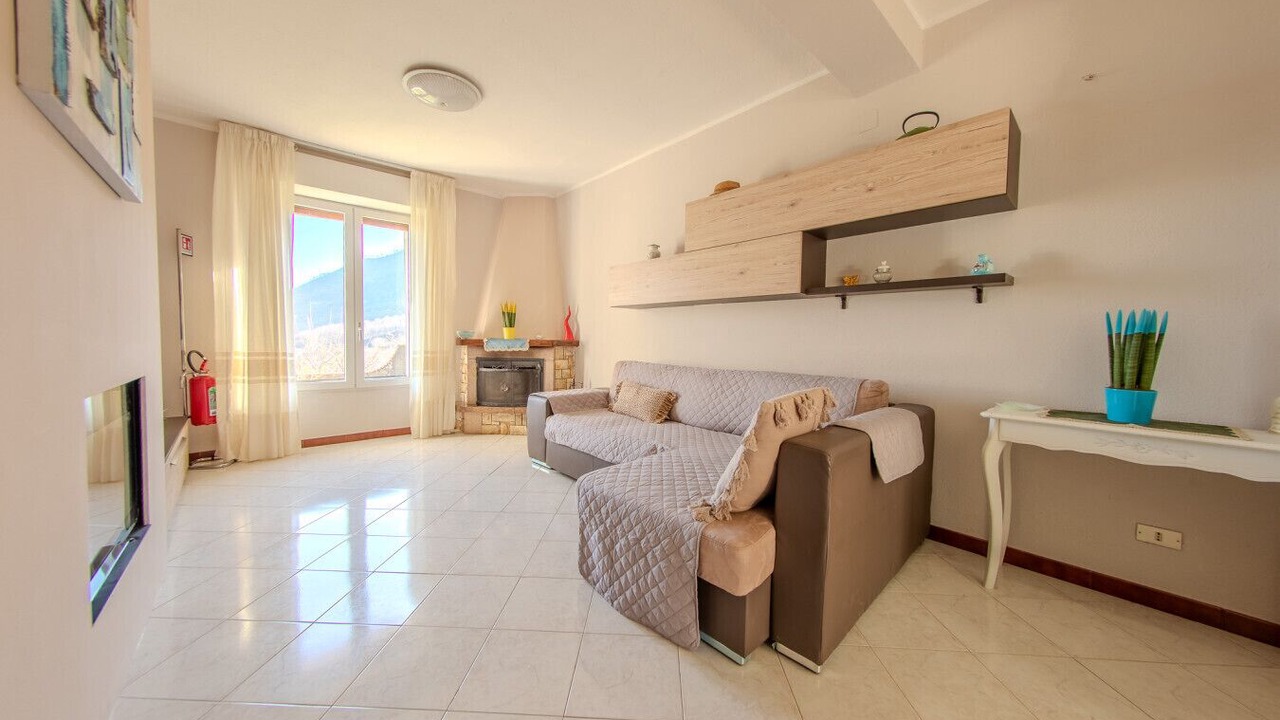 Photo of Livingroom in Scala