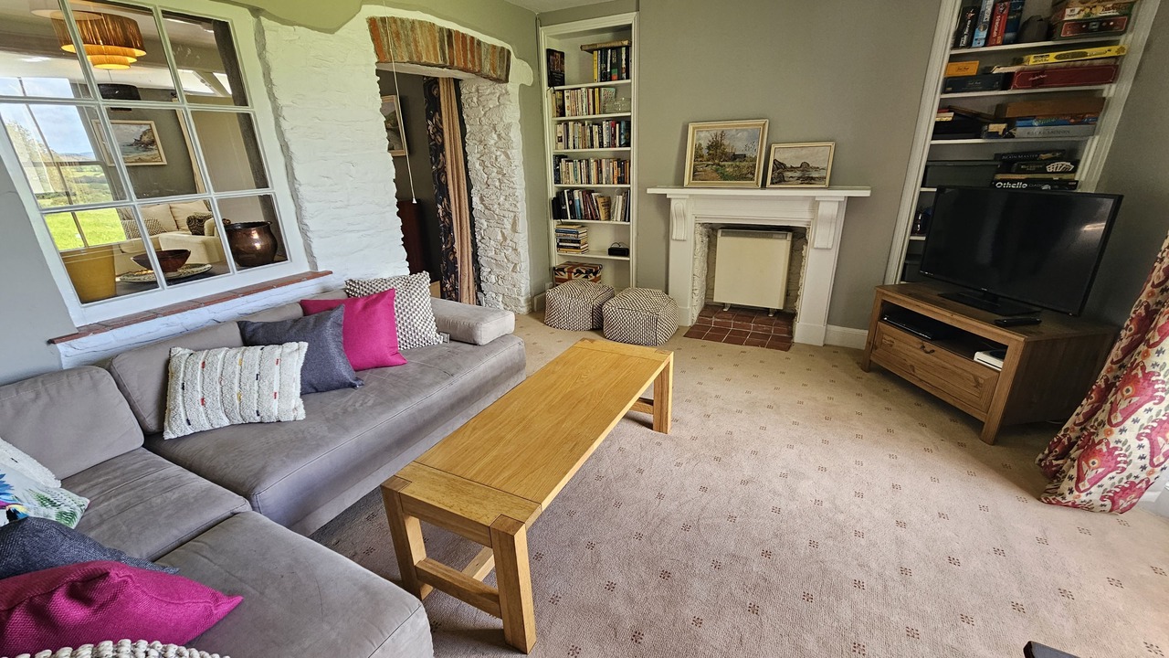 Photo of Livingroom in Ruan High Lanes