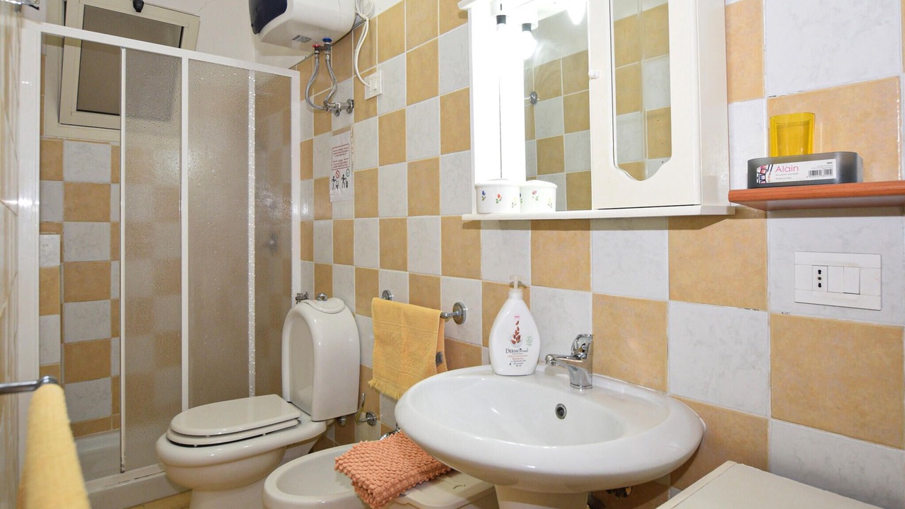 Photo of Bathroom in Arenella