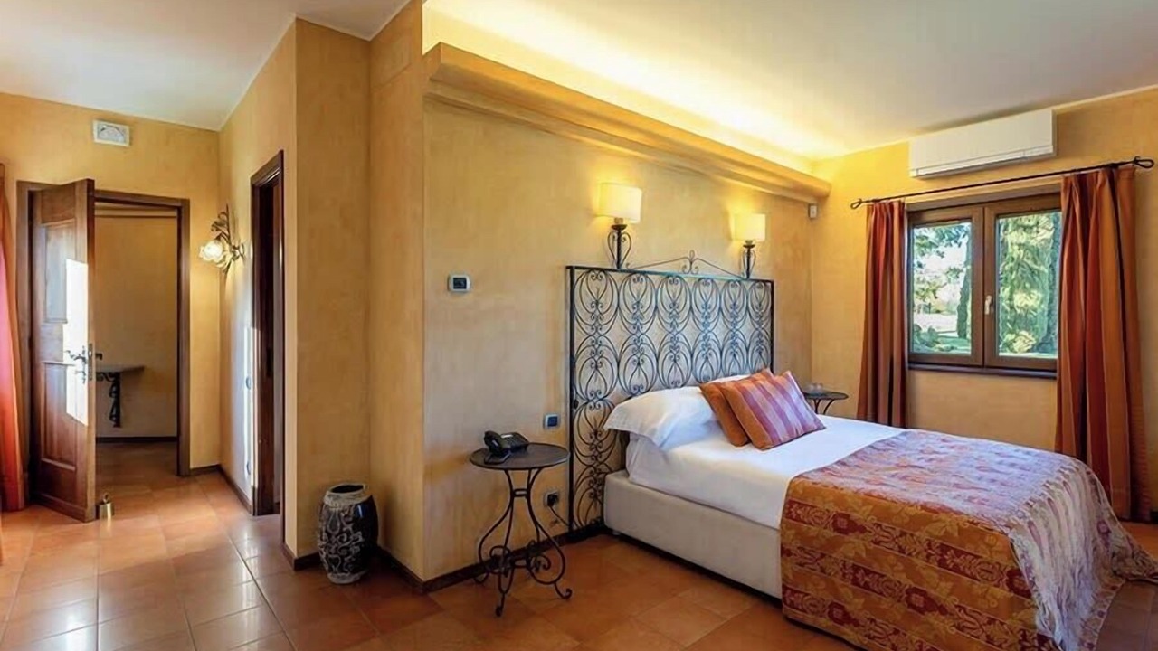 Photo of Bedroom in Lesa