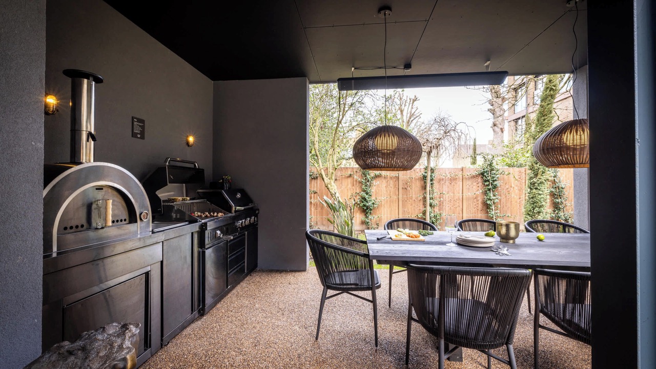 Photo of Outdoor in Brondesbury Park
